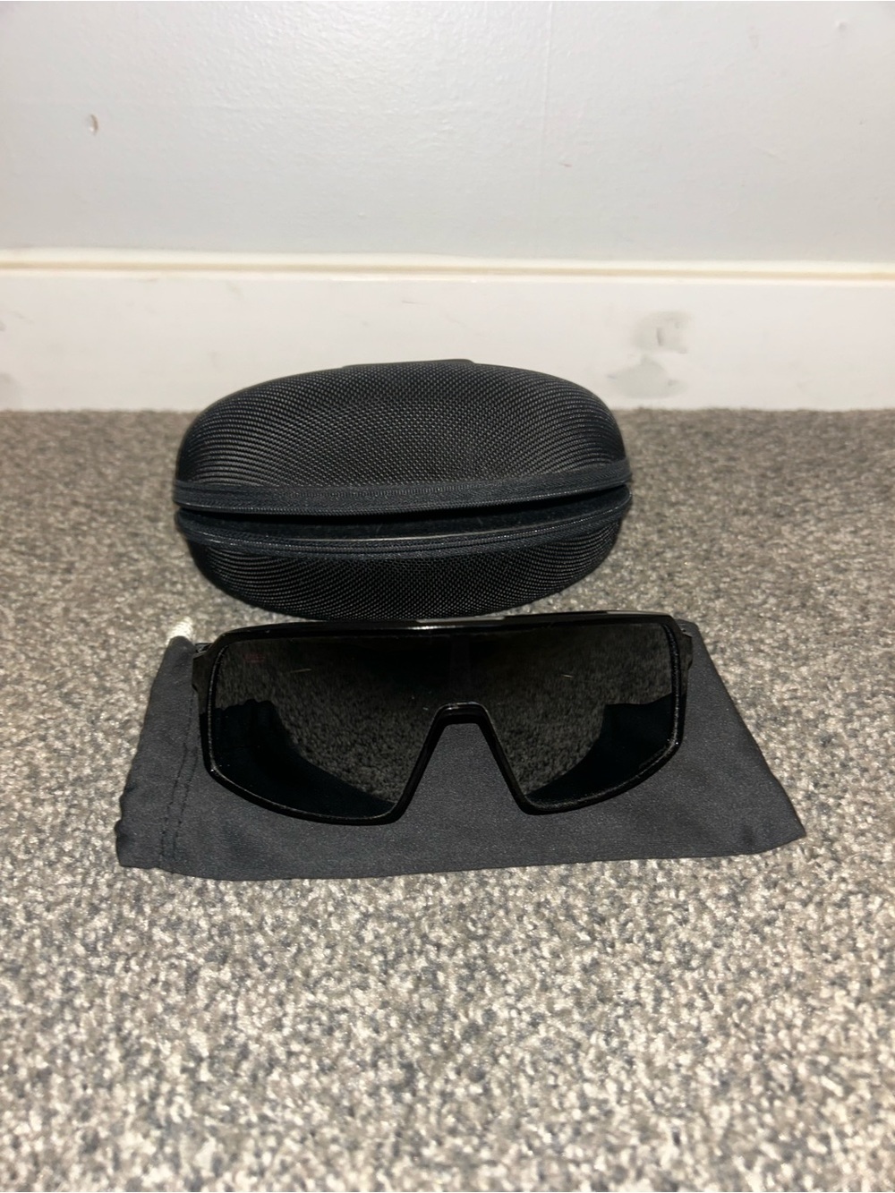 Oakley Black Sunglasses with Hard Case & soft case. NO scratches. Sutro model.